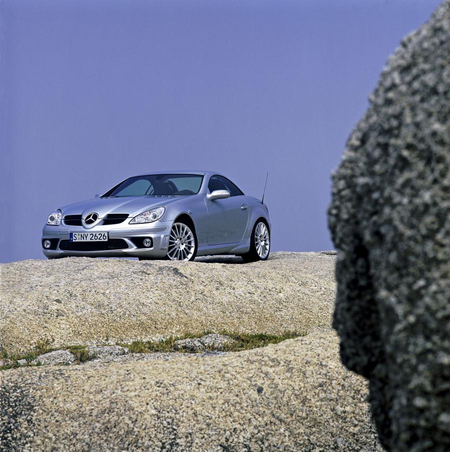  Mercedes-Benz SLK55 AMG 2005 года  (фото 44 из 96)